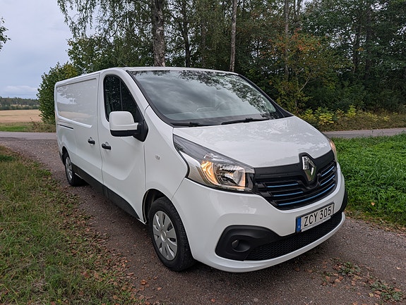 Renault Trafic 6 of 6