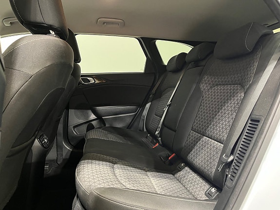 Kia Ceed 9 of 18