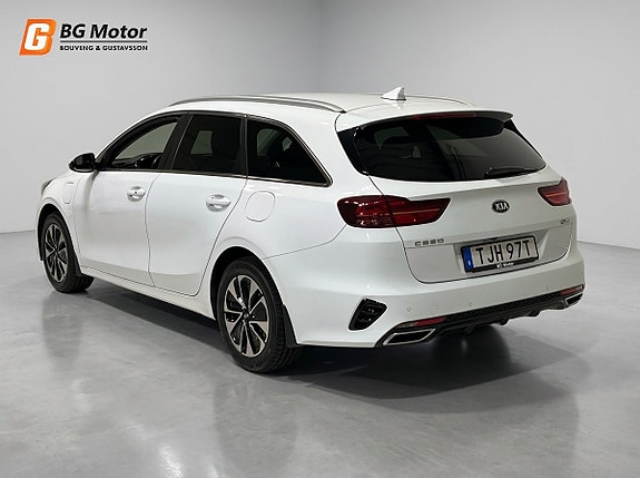 Kia Ceed 3 of 18