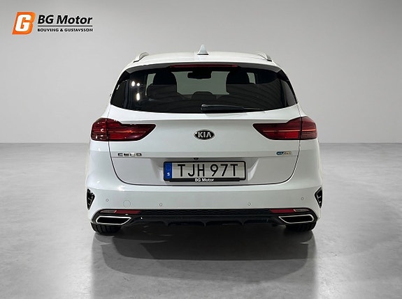 Kia Ceed 8 of 18
