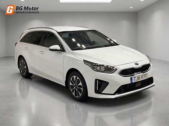 Kia Ceed 2 of 18