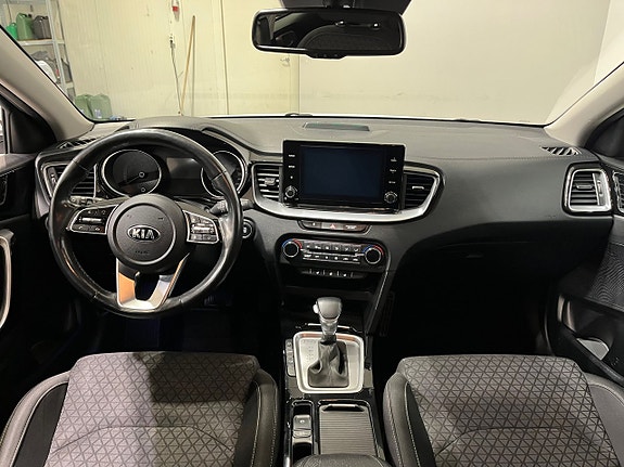 Kia Ceed 10 of 18