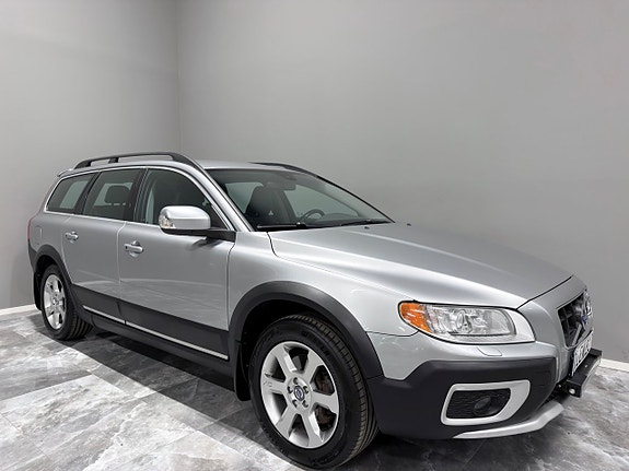 Volvo XC70 9 of 25