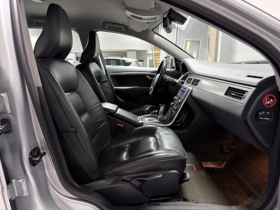 Volvo XC70 20 of 25