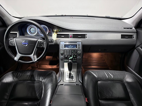Volvo XC70 15 of 25