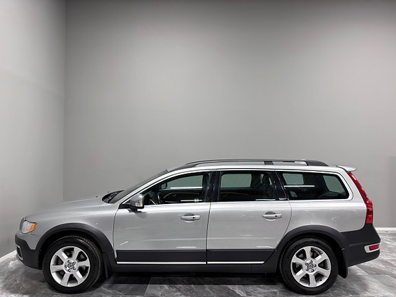 Volvo XC70 4 of 25