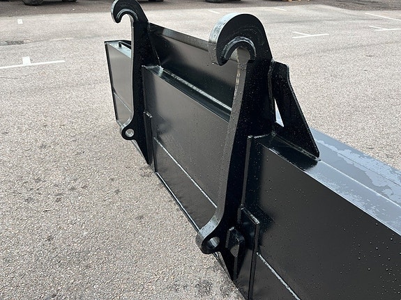 SE Equipment  Planeringskopa Stora BM 28000:-+m 8 of 8