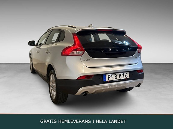 Volvo V40 Cross Country 4 of 21