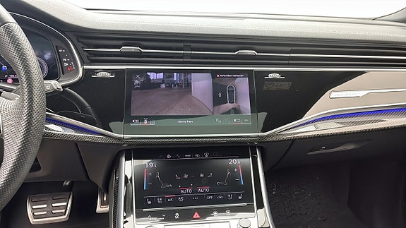 Audi Q8 10 of 14
