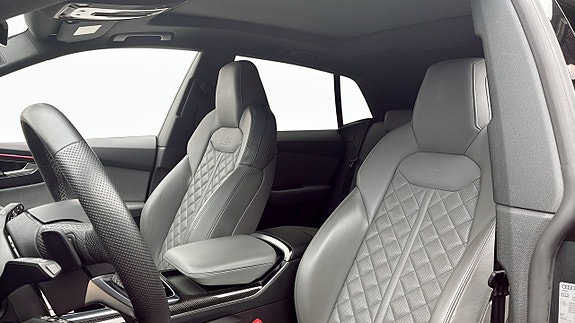 Audi Q8 8 of 14