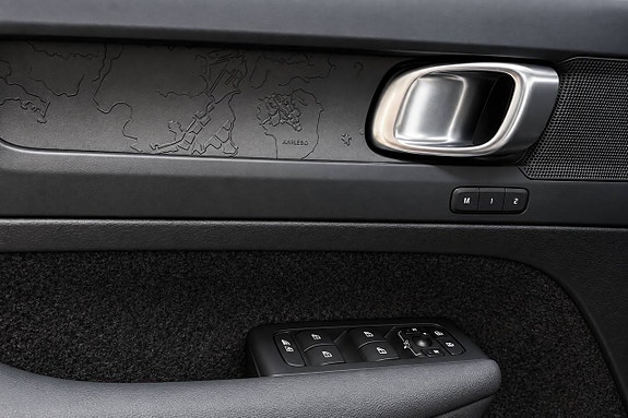 Volvo C40 17 of 24