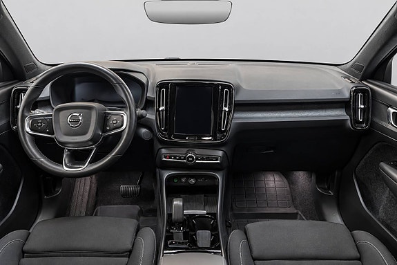 Volvo C40 14 of 24