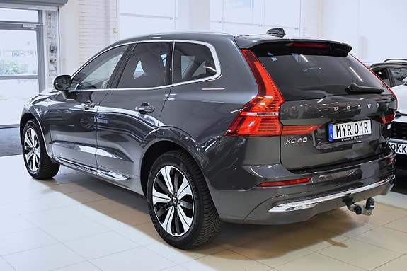 Volvo XC60 3 of 25