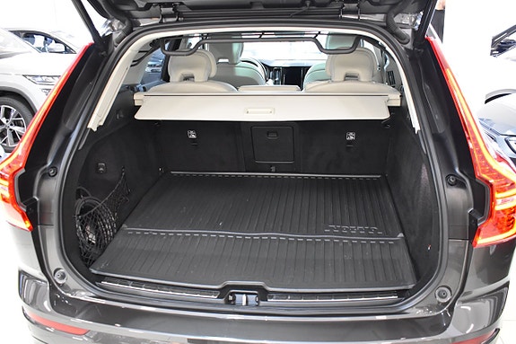 Volvo XC60 5 of 25