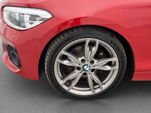 BMW 120i 28 of 28