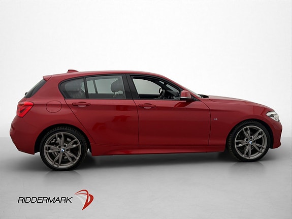 BMW 120i 9 of 28