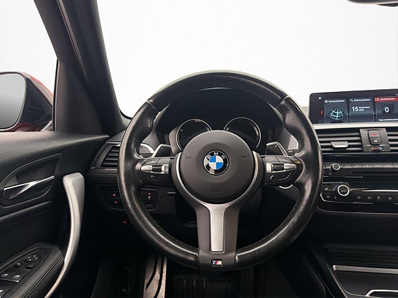 BMW 120i 19 of 28