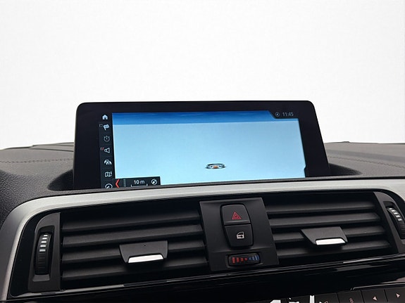 BMW 120i 16 of 28