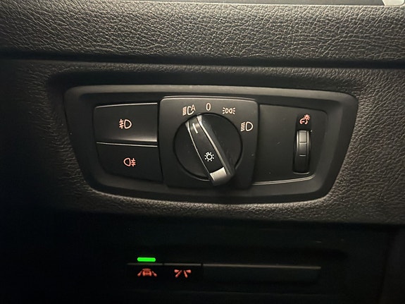 BMW 120i 24 of 28