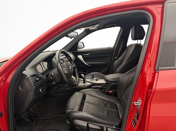 BMW 120i 13 of 28