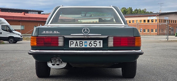 Mercedes-Benz SL350 9 of 28