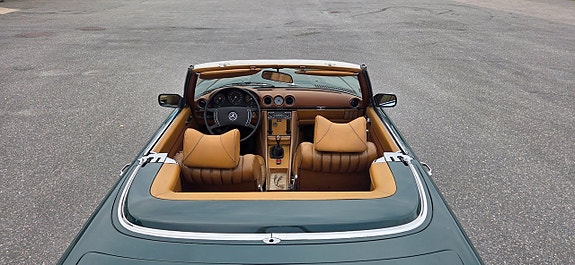 Mercedes-Benz SL350 14 of 28
