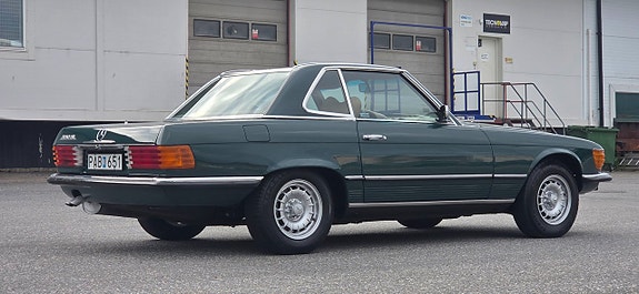 Mercedes-Benz SL350 8 of 28