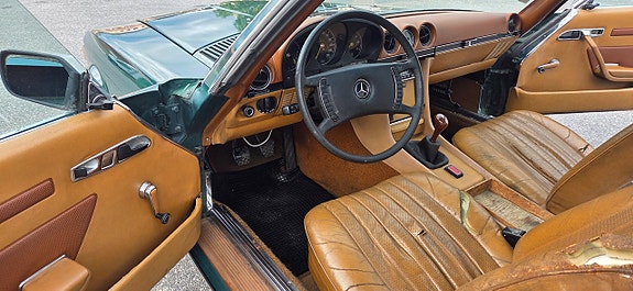 Mercedes-Benz SL350 27 of 28