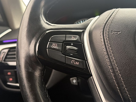 BMW 540i 17 of 30