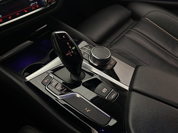BMW 540i 25 of 30