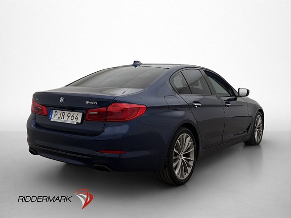 BMW 540i 8 of 30