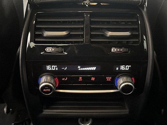 BMW 540i 30 of 30