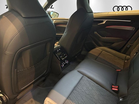 Audi A6 8 of 19