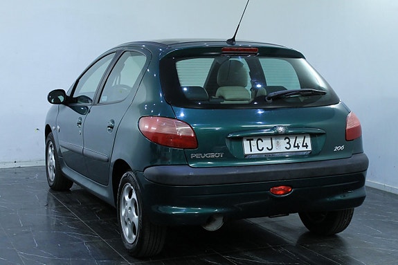 Peugeot 206 5 of 14