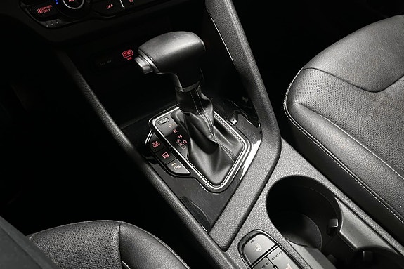 Kia Niro 14 of 28