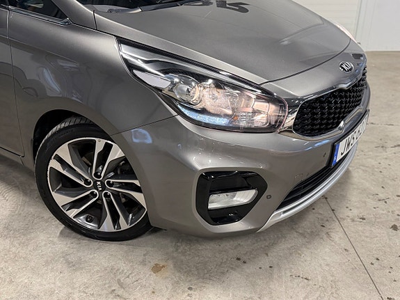 Kia Carens 15 of 15