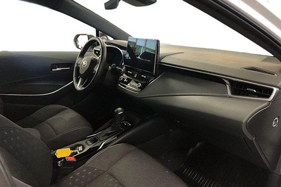 Toyota Corolla 7 of 21