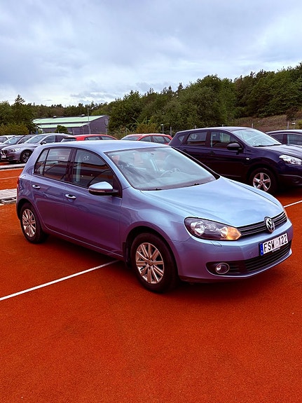 Volkswagen Golf I 2 of 9