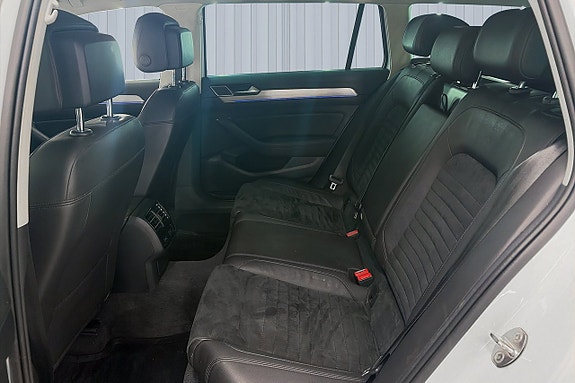 Volkswagen Passat 20 of 21