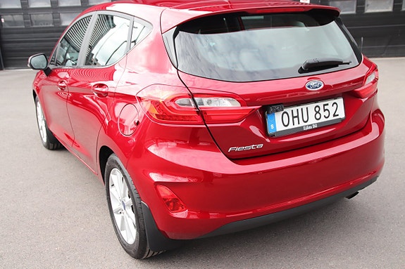 Ford Fiesta 11 of 13
