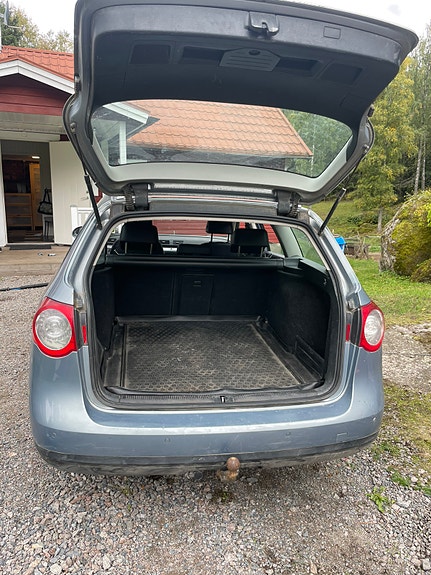 Volkswagen Passat 4 of 6