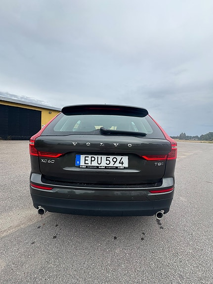 Volvo XC60 4 of 9