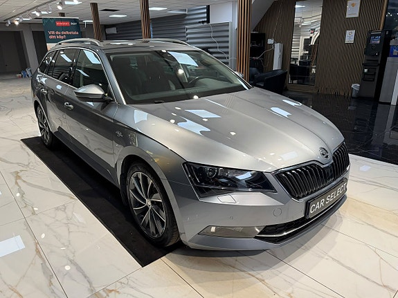 Skoda Superb 8 of 30