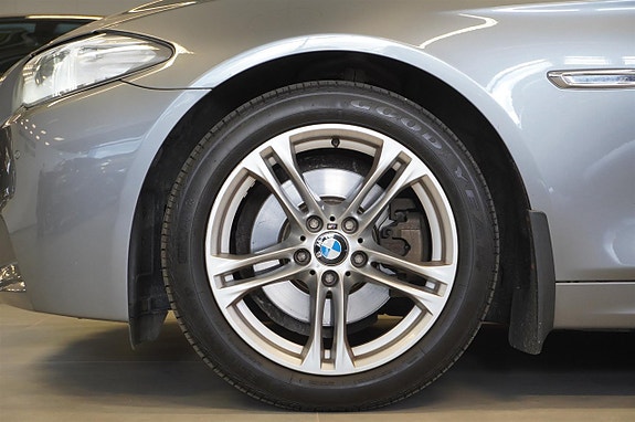 BMW 520d 3 of 14