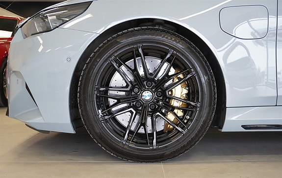 BMW M5 4 of 28
