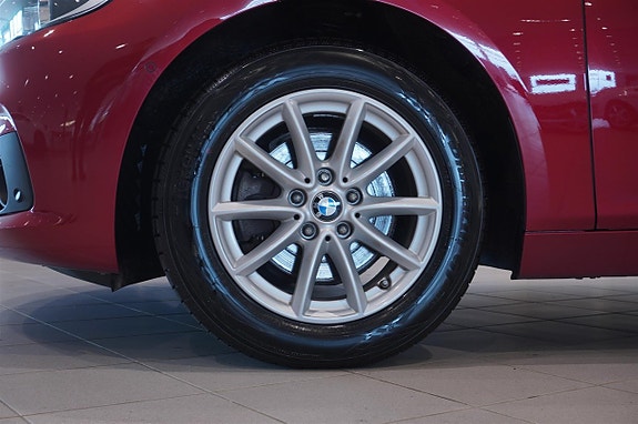 BMW 218i 13 of 13