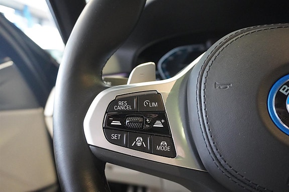 BMW 530e 12 of 24