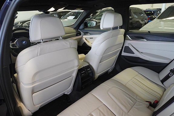 BMW 530e 20 of 24