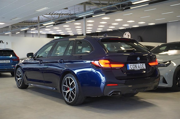 BMW 530e 3 of 24