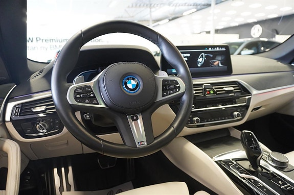 BMW 530e 18 of 24